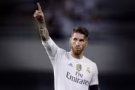 Hậu vệ hay nhất lịch sử Real Madrid sắp giải nghệ