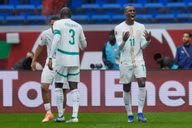 Senegal mở màn chiến dịch bảo vệ ngôi vương AFCON với chiến thắng 3-0, Nigeria vất vả thắng Tanzania