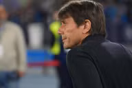 Độc quyền: Napoli hoãn kiểm tra y tế của bản hợp đồng đầu tiên mùa hè, lịch mới đã được ấn định