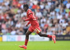 Liverpool nhắm lợi thế mới nhờ tốc độ thần tốc của Frimpong