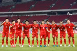 HLV Kim Sang Sik loại cầu thủ vừa vô địch U23 Đông Nam Á