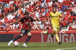 Barcelona vẫn quan tâm đến tiền đạo trẻ 18 tuổi người Tây Ban Nha sau khi bỏ lỡ cơ hội ký hợp đồng năm 2024