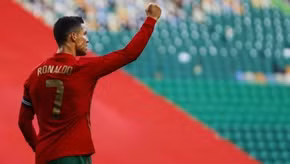 Bồ Đào Nha – Ireland: Cơ hội để Ronaldo ghi dấu ấn bất tử