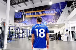 Jack Grealish chính thức gia nhập Everton.