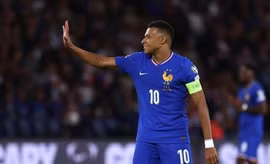Pháp ngược dòng nghẹt thở trước Iceland, Mbappe tỏa sáng