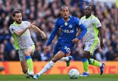 Man City, Chelsea và trận chiến giữa những kẻ khát danh hiệu