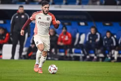 Ngôi sao 22,5 triệu euro chuẩn bị rời Lyon, Liverpool và Man City sẵn sàng hành động