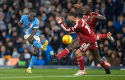 Jeremy Doku tiết lộ niềm tin tôn giáo giúp anh tiếp tục thăng hoa tại Manchester City sau màn trình diễn trước Liverpool
