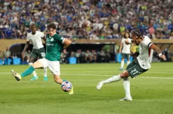 Chelsea thắng nhờ “món quà” phản lưới, vào bán kết Club World Cup