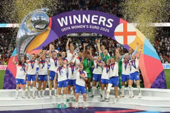 Euro 2025: Chiến thắng của Anh lập kỷ lục người xem cao nhất năm