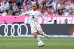Leroy Sané từ chối đề nghị hợp đồng từ Bayern Munich
