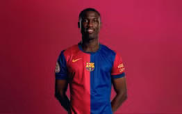 Báo cáo: Barcelona muốn chia tay tài năng phòng ngự 22 tuổi