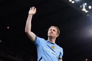 Vụ chuyển nhượng Kevin De Bruyne bất ngờ có diễn biến mới với nhiều đề nghị hấp dẫn