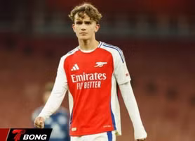 Thần đồng Max Dowman phá kỷ lục lịch sử Ngoại hạng Anh giúp Arsenal chạm tay vào ngôi vương