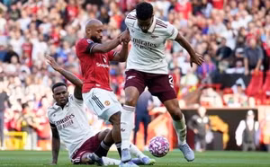 Không phải Gyokeres, hàng phòng ngự mới là nền tảng để Arsenal đua vô địch