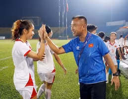 U17 nữ Việt Nam thắng đậm ngày ra quân, sẵn sàng quan sát và phân tích đối thủ