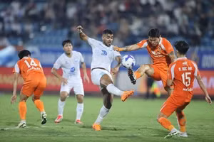 Nhận định HAGL vs Nam Định (17h00, 31/10): Ngắm chuẩn, bắn chính xác để giành chiến thắng