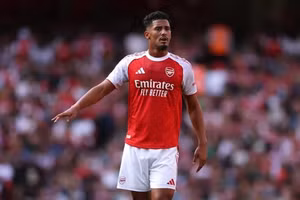Arsenal nâng cấp đề nghị gia hạn với trụ cột hàng thủ giữa lúc Real Madrid để mắt – Romano