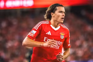 Real Madrid Chính Thức Chiêu Mộ Cựu Hậu Vệ Man United Với Giá 43 Triệu Bảng