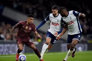 Tottenham hứng đòn đau trong cuộc săn Savinho khi Man City ra quyết định về tương lai