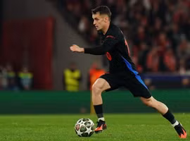 MU tham gia cuộc đua giành tiền vệ Barcelona với điều khoản giải phóng 100 triệu euro