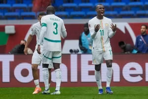 Senegal mở màn chiến dịch bảo vệ ngôi vương AFCON với chiến thắng 3-0, Nigeria vất vả thắng Tanzania