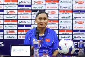 HLV Mai Đức Chung hài lòng với màn hủy diệt 6-0 của ĐT nữ Việt Nam trước UAE