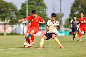 Công An Hà Nội thua tan tác trong trận ra quân