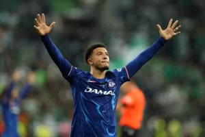 Manchester United sẵn sàng chấp nhận đề nghị của Roma cho Sancho
