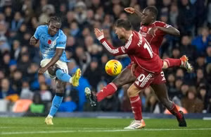 Jeremy Doku tiết lộ niềm tin tôn giáo giúp anh tiếp tục thăng hoa tại Manchester City sau màn trình diễn trước Liverpool