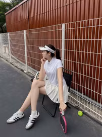 Hoa hậu Đỗ Thị Hà gây chú ý với phong cách thời trang nổi bật trong làng pickleball
