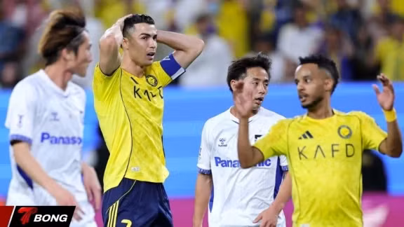 Ronaldo Bỏ Lễ Trao Huy Chương Sau Thất Bại Ở Cúp Châu Á