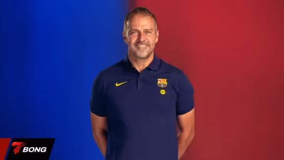 Chính thức: Hansi Flick gia hạn hợp đồng với Barcelona đến năm 2028