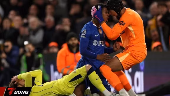 Chelsea hạ Tottenham 2-1, đẩy Gà trống vào thế khó trụ hạng