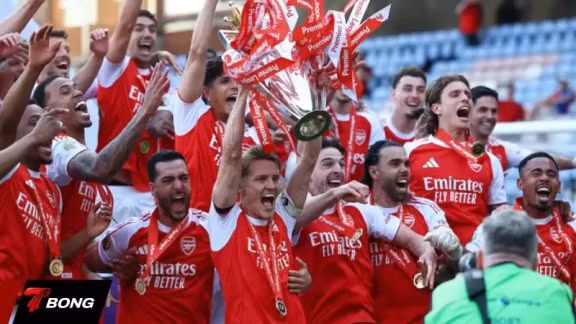 Giải mã hành trình Arsenal vô địch Ngoại hạng Anh và hụt cúp C1 đầy tiếc nuối