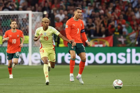 Cristiano Ronaldo kêu gọi sự kiên nhẫn với 'hiện tượng' Lamine Yamal
