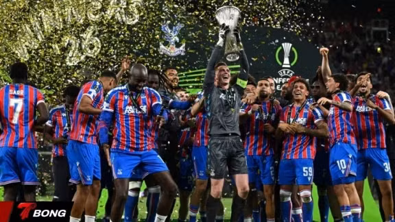 Crystal Palace lần đầu vô địch Conference League sau khi hạ Vallecano