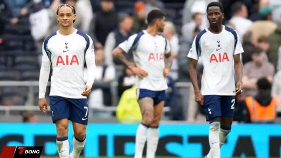 Tottenham lao vào canh bạc 7 vòng cuối giữa cơn hỗn loạn trụ hạng