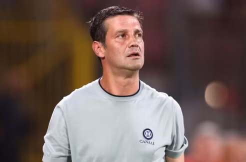 Chivu thừa nhận 'Chúng tôi mất bình tĩnh' trong trận thua 1-2 của Inter Milan trước Udinese tại Serie A