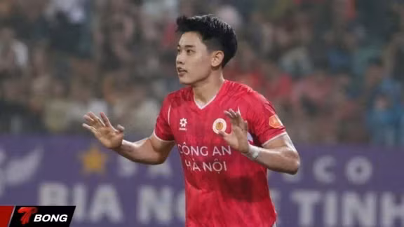 Đình Bắc Lập Hat-trick Nhấn Chìm SLNA Giúp CAHN Tăng Tốc 