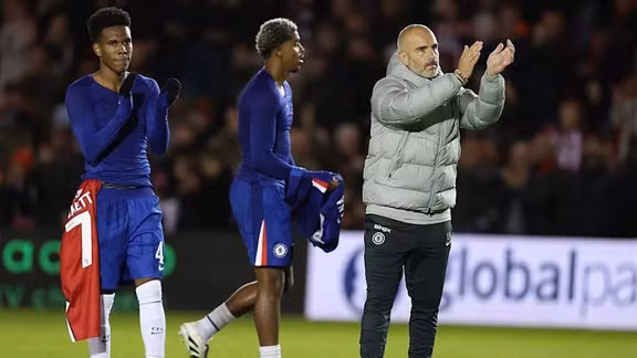 Chelsea đi tiếp ở cúp nhưng HLV Maresca còn nhiều điều phải suy ngẫm
