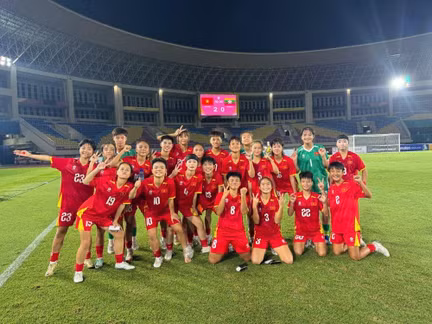 U16 nữ Việt Nam vào bán kết giải Đông Nam Á 2025 với chiến thắng 2-0 trước Myanmar