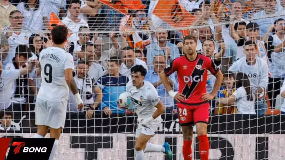 Valencia 1-1 Rayo Vallecano: Chia điểm kịch tính tại Mestalla