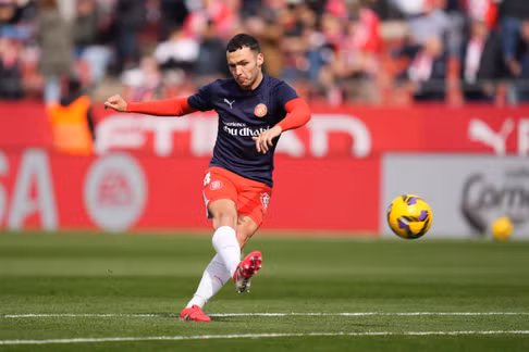 Arsenal gây sốc với đề nghị 10 triệu euro cho hậu vệ La Liga