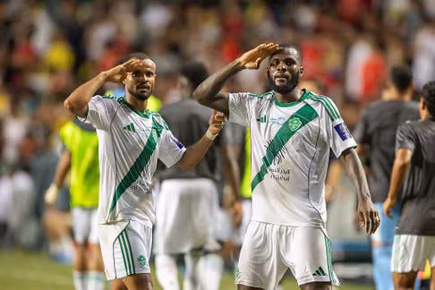 Al-Ahli đánh bại Al-Nassr trên chấm phạt đền để nâng cao Siêu Cúp Saudi 🏆