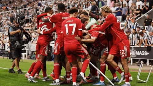 Liverpool chuẩn bị cho cuộc đối đầu Arsenal với chiến thắng phút 100 trước Newcastle