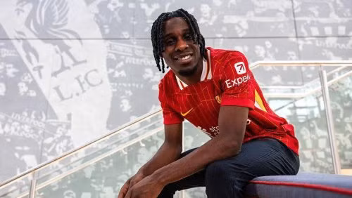 Điều gì khiến Frimpong khác biệt so với Alexander-Arnold?