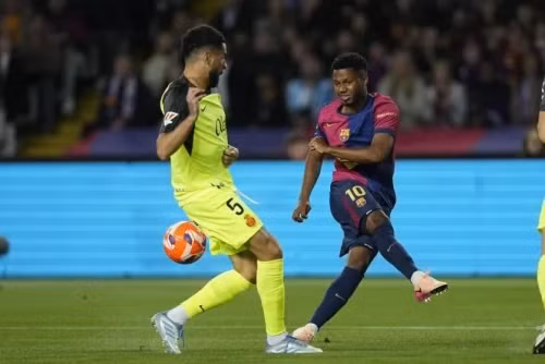 Barca dứt điểm 40 lần để ghi một bàn ở La Liga