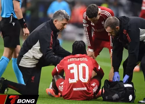 Liverpool Gấp Rút Tìm Hậu Vệ Phải Thay Frimpong