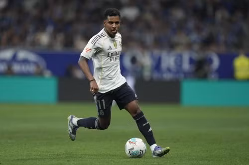 Tiền đạo Real Madrid đã thuyết phục được Xabi Alonso và sẵn sàng chiến đấu cho vị trí của mình